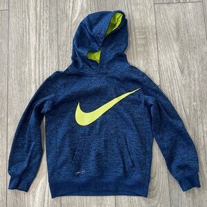 Nike Dri-FIT Blue and Yellow Athletic boys hoodie size L (6-7 years)